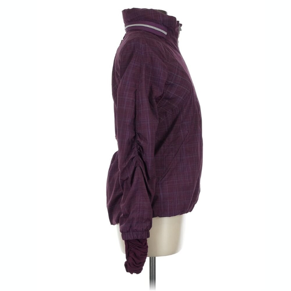 Lululemon Run Hustle Plum Purple Plaid Sz 2 Lightweight Water Resistant Jacket - Picture 5 of 11